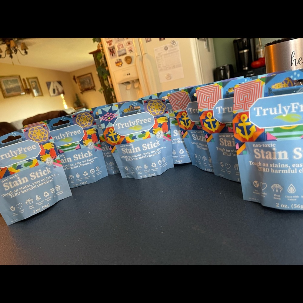 Laundry stain stick bundle